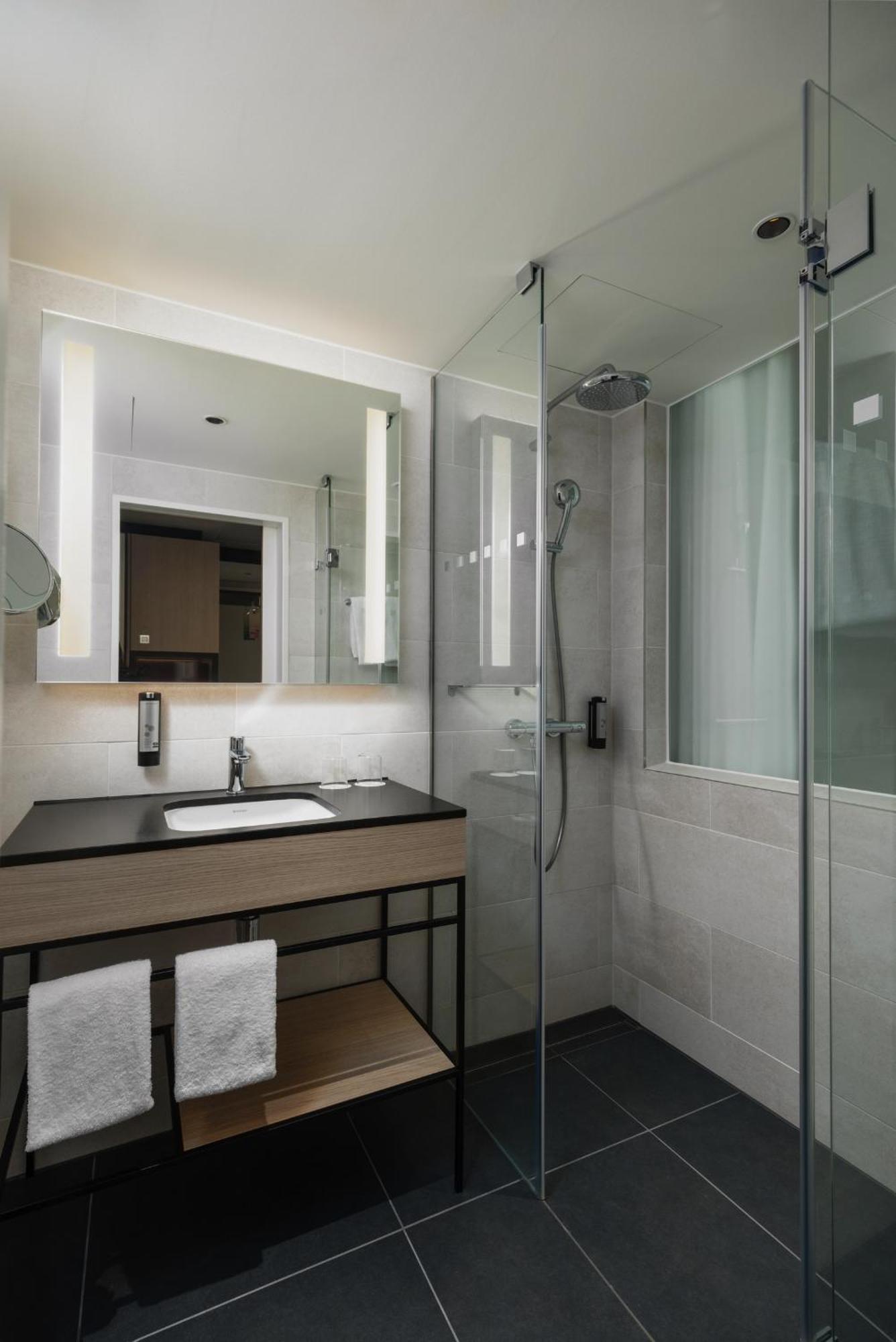 Intercityhotel Luebeck Εξωτερικό φωτογραφία
