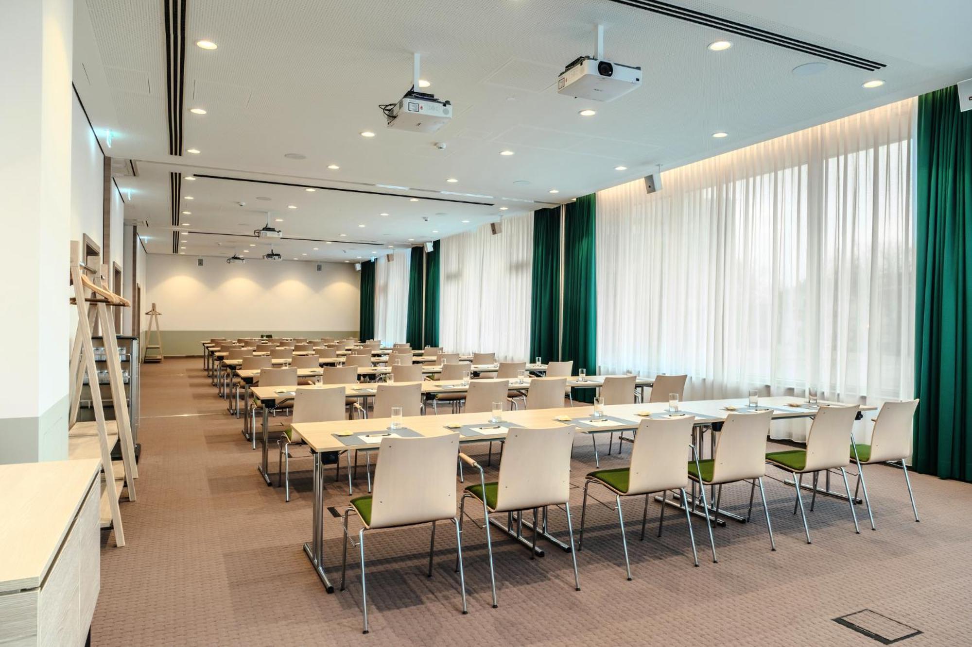 Intercityhotel Luebeck Εξωτερικό φωτογραφία