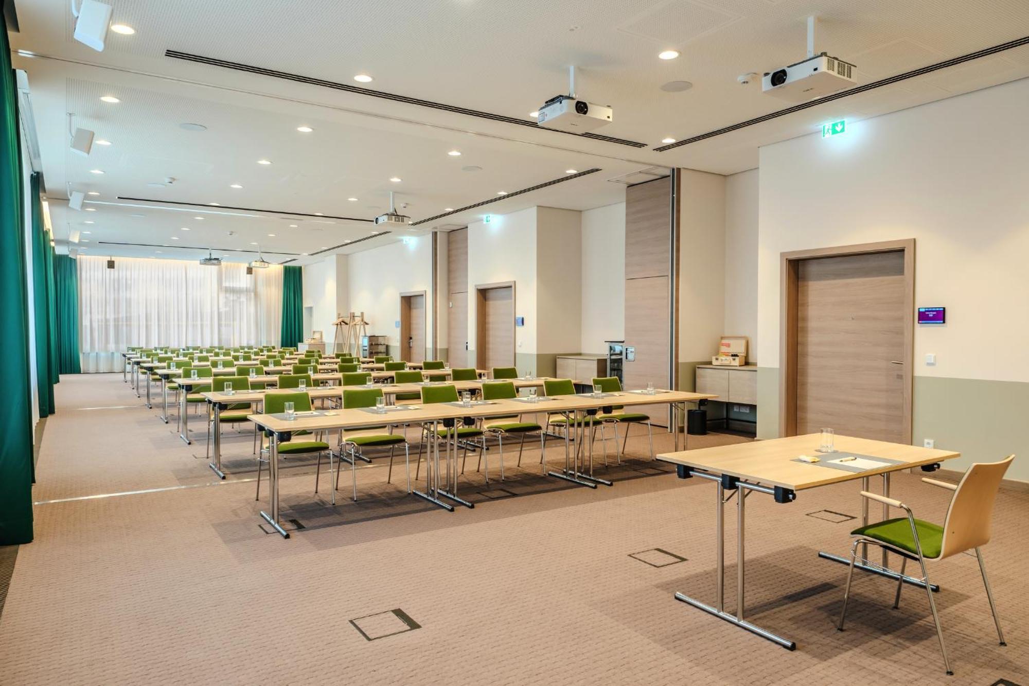 Intercityhotel Luebeck Εξωτερικό φωτογραφία